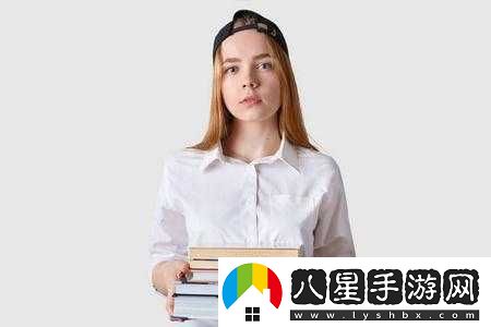 寫(xiě)作業(yè)坐在捧捧上面