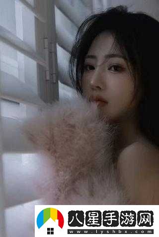 已滿(mǎn)十八歲需記得帶紙力哦