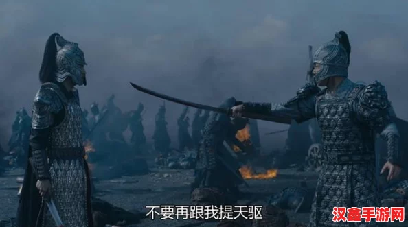 九州縹緲?shù)浿邪滓銓④?></p><p>白毅在取得指揮權后，并未立即行動(dòng)，而是選擇夜夜吹簫、白天睡覺(jué)，以此迷惑對手和聯(lián)軍中的其他將領(lǐng)，這種心理戰術(shù)不僅讓對手難以捉摸其真實(shí)意圖，也增強了聯(lián)軍內部的信任與團結。</p><p>4、精準布局，圍而殲之：</p><p>在嬴無(wú)翳出城后，白毅迅速布下山陣，將嬴無(wú)翳的**團團圍住，這一布局不僅體現了白毅對戰場(chǎng)形勢的精準判斷，也展現了他卓越的指揮才能和戰術(shù)素養。</p><p>絕技剖析</p><p>1、長(cháng)薪箭攻擊（素月·悲秋）：</p><p>白毅的主動(dòng)技能“素月·悲秋”通過(guò)長(cháng)薪箭攻擊，能夠給前方目標造成攻擊力240%的巨大殺傷力，并有10%的幾率**目標使其陷入眩暈4秒，這一技能不僅威力巨大，還帶有控制效果，是戰場(chǎng)上極為實(shí)用的絕技。</p><p>2、箭出追魂：</p><p>在釋放長(cháng)薪箭后，白毅的自身傷害會(huì )提高18%，對流血目標的傷害更是增加18%，這一技能進(jìn)一步增強了白毅的輸出能力，使他在面對高血量或已受傷的敵人時(shí)更具優(yōu)勢。</p><p>3、百步穿楊：</p><p>白毅的箭術(shù)精湛，距離目標越遠傷害越高，這一技能不僅體現了白毅的遠程作戰能力，也讓他在戰場(chǎng)上能夠靈活應對各種情況，保持安全的輸出距離。</p><p>4、生存能力：</p><p>當白毅受到瀕臨死亡的傷害時(shí)，他會(huì )恢復最大生命值20%的血量，并無(wú)敵250%秒，這一技能極大地提高了白毅的生存能力，使他在戰場(chǎng)上更加難以被擊敗。</p><p>5、兵團加成：</p><p>白毅的兵團所造成的傷害會(huì )提高3%，這一技能雖然看似不起眼，但在大規模團戰中卻能發(fā)揮出巨大的作用，為整個(gè)聯(lián)軍提供有力的支援。</p><p>白毅將軍在九州縹緲?shù)浿幸云渥吭降牟呗院徒^技獨步戰場(chǎng)，他不僅能夠精準判斷戰場(chǎng)形勢、靈活應對各種挑戰，還具備強大的輸出能力和生存能力，這些特質(zhì)共同構成了白毅將軍在戰場(chǎng)上的無(wú)敵形象。</p>            </div>
            <div   class=