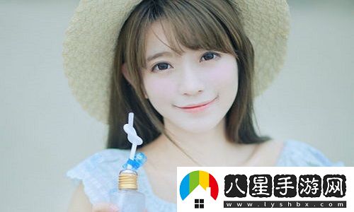 已滿(mǎn)十八歲從此進(jìn)入戴好耳機的