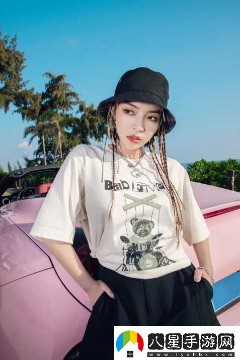 國內年輕女