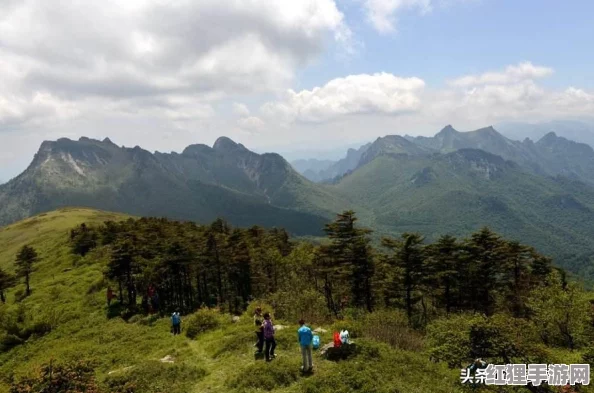 耕種媽媽肥沃的土地在哪個(gè)地方探尋母親情懷與自然和諧共生的美麗畫(huà)卷