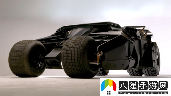 10輛復刻版蝙蝠車(chē)將投產(chǎn)！搭載6.2L發(fā)動(dòng)機