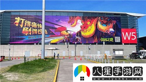 巨大的魔龍吸引無(wú)數玩家排隊體驗，這款聯(lián)機游戲究竟為何如此值得嘗試