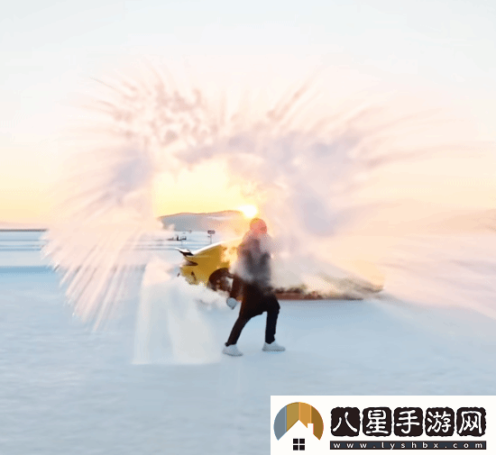 雷軍手持加特林提前拜年：祝大家新年快樂(lè )！