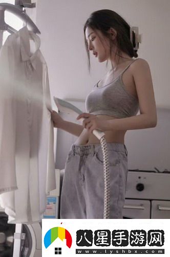 穿上蜜桃91精品秘?入口內褲包裹感十足