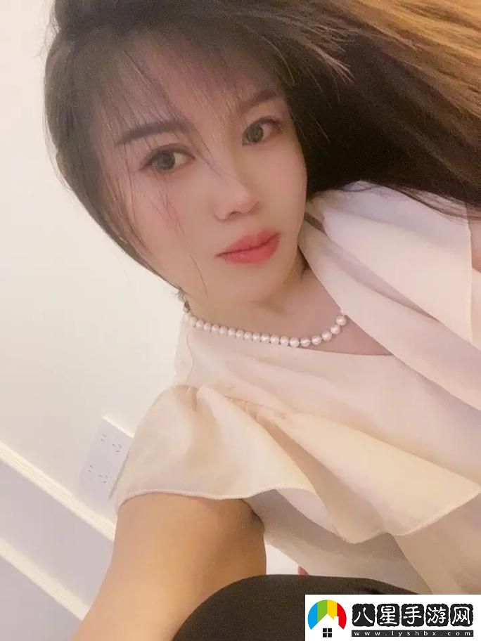 免費成年人??美女女：揭開(kāi)現代社交媒體下的真實(shí)一面