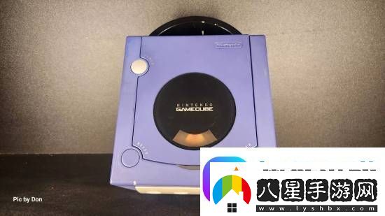 任天堂藍色GameCube原型機拍賣(mài)