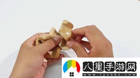 自由踢球鎖緊驚喜笑話(huà)！